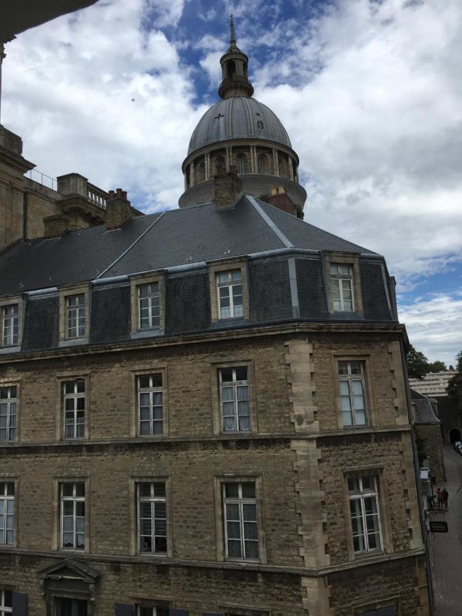 Au Coeur Des Remparts Leilighet Boulogne-sur-Mer Eksteriør bilde